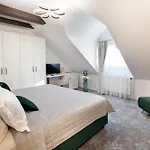 Casa Renium